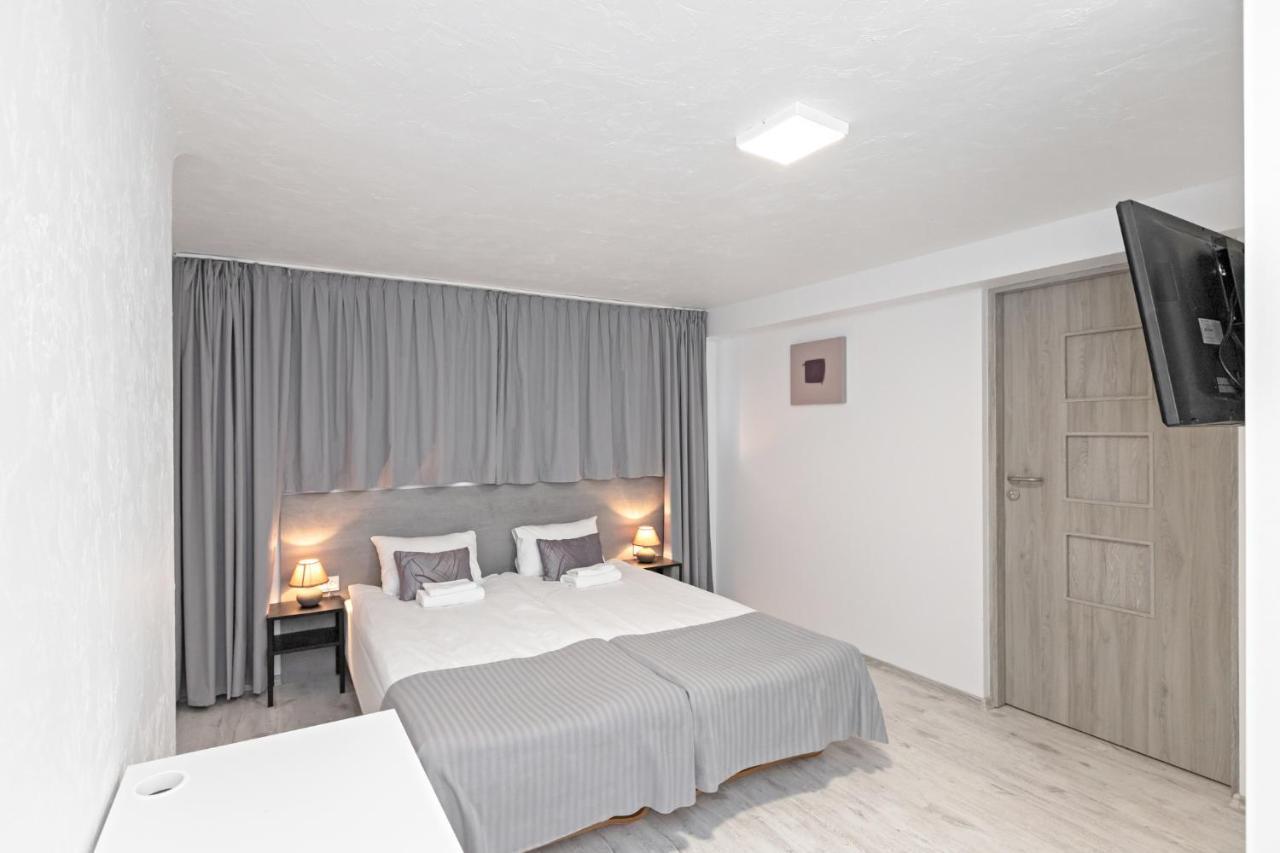 HappyInn Rooms Kaunas Exterior foto